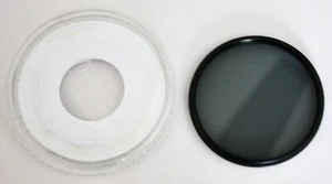 Vivitar 77 mm Gray Polarizing Lens Filter, Excellent Condition - Picture 1 of 5