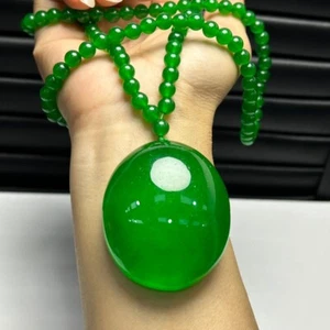Natürliche eisgrüne burmesische Jade Jadeit Glücksbringer Amulett Anhänger & Halsketten - Bild 1 von 10