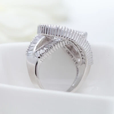 Anillo completo de diamantes de circón micro conjunto de latón, joyería de moda enchapada en oro para hombre Foto 1 de 4