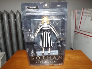 GOTHAM RISE OF THE VILLAINS BARBARA KEAN COLLECTOR'S 6.5" FIGURE NIP 2016 - Picture 1 of 6