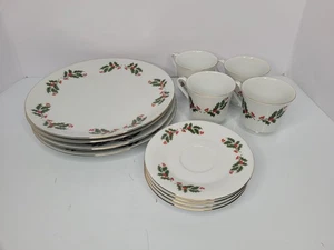 Set da 12 piatti, piattini tazze da tè vintage Natale agrifoglio e bacche - Foto 1 di 24