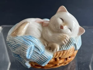 Vintage Avon Keramik Figur entworfen für Potpourri oder duftende Kristalle - Bild 1 von 11