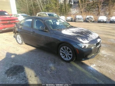 Used Glove Box fits: 2017 Bmw 320I  Grade A - Image 1 of 4