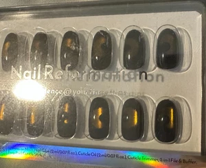 Nail Reformation Black Brone Effect Circule Short Press-On Nagelset - Bild 1 von 4