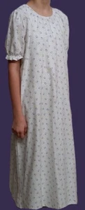 Ladies Nightgown Prairie white floral cotton S 6 8 gown full long handmade - Picture 1 of 2