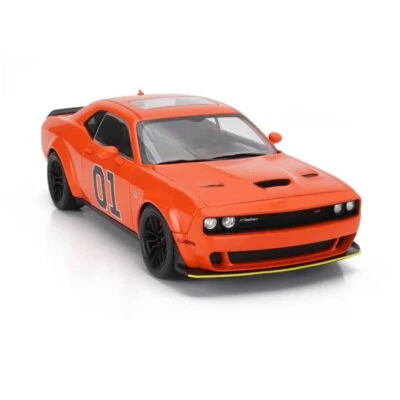 Dodge Challenger R/T Scat Pack N 01 Dukes of Hazzard Orange 2023 escala 1:18 Foto 1 de 4