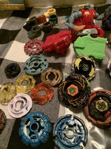 beyblade wind up launcher