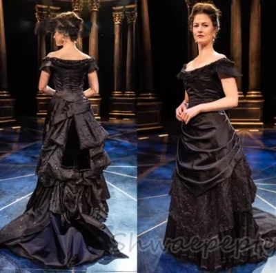 Vestidos de novia góticos negros victorianos fruncidos bullicio vestidos formales personalizados Foto 1 de 4