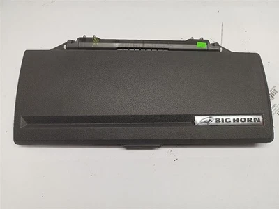 2009-2024 Dodge RAM 4-го поколения большой рожок верхний перчаточный ящик серый 11205627 - Изображение 1 из 4