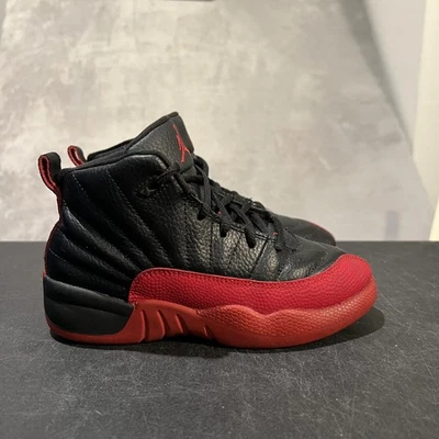 Tênis Nike Air Jordan 12 retrô juvenil tamanho 1Y preto vermelho gripe jogo criado 151186-002 - Imagem 1 de 4