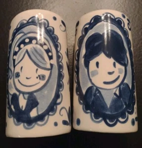 Delft's Blue, Blonde Amsterdam Salt And Pepper Holland, Netherlands - Picture 1 of 8