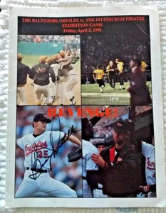 Autograph Orioles/ Pirates Camden Yards 1993 promo score booklet Boog Powell - Picture 1 of 4