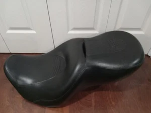 06 Harley Street Glide Touring FLHXI OEM Passenger Rider Driver Seat Saddle 1275 - Picture 1 of 13