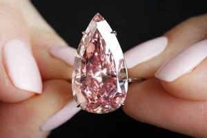 Fancy Pink Color Diamond Pear Cut Loose D Grade VVS1 Quality - Picture 1 of 4