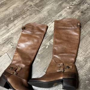 Arturo Chiang Damen Braun Leder Seitlicher Reißverschluss Kniehohe Reitstiefel Gr. 6,5 - Bild 1 von 24