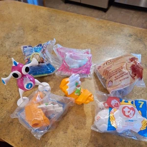 Vintage Zizzle IZ 2006 McDonald's.Wendys,Burger King toy   in all.  LOT A - Picture 1 of 9