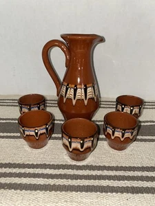 Troyan Bulgarian Pottery Feather Redware Terracotta Pitcher & 5 Cups - Picture 1 of 12