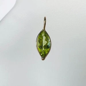 .90CT Natural Marquise Peridot 14K Yellow Gold Pendant Charm 14x4.5mm - Picture 1 of 6