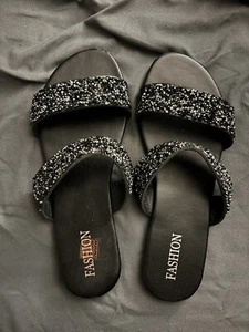 Women’s Fashion Sandals - Picture 1 of 5