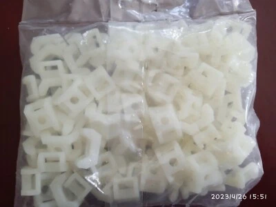 SUPPORTO PER FASCETTE DI CABLAGGIO IN NYLON LARGHEZZA FASCETTA 9 mm - Immagine 1 di 3