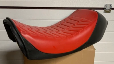 KAWASAKI GPz1100A ZX 1100 A NUEVO DE LOTE ANTIGUO ASIENTO USADO PASEO O RESTAURAR TÚ DECIDES MERCADO DE ACCESORIOS Foto 1 de 4