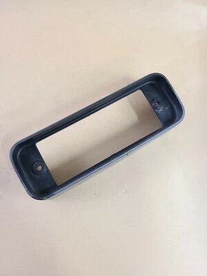 1979 Honda Civic CVCC Stanley Cubierta del bisel de la luz de giro del conductor izquierdo Foto 1 de 4