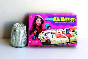Dollhouse Miniature 1:12 Mall Madness Spiel 1970er Jahre Puppenhaus Mädchen Brettspiel - Bild 1 von 5