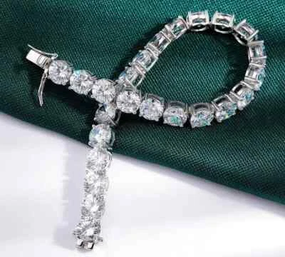 Теннисный браслет 12 карат круглой огранки 5 мм с бриллиантами покрытие белым золотом 14 карат - Изображение 1 из 2