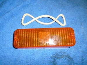 Austin Maxi 2 1980-81 NOS Genuine VP Right Front Indicator Light Lens - Picture 1 of 1
