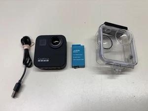 GO PRO MAX 360 ACTION CAMERA W/ BATTERY AND CHARGING CABLE WORKING - Picture 1 of 15