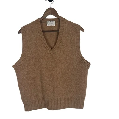 The Moors V-neck Vest Lord Jeff Large Tan Classic Shetland Wool Old Money Luxury - Image 1 of 4