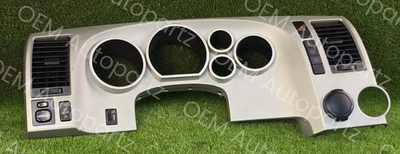 Panel de instrumentos de tablero Toyota Tundra Sequoia 2007-2017 bisel clr plateado fabricante original usado Foto 1 de 4