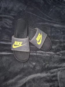 mens Sliders Rare - Picture 1 of 2