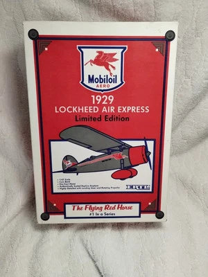 ERTL 1:43 DIECAST 1929 LOCKHEED AIR EXPRESS MOBILOIL FLYING RED HORSE Bank - Image 1 of 4