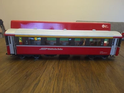 LGB 3067 G Scale Swiss RHB Long 1st Class Passenger Car - Image 1 of 4