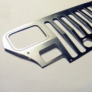 Rejilla delantera de metal accesorios hágalo usted mismo para coche de radiocontrol 1/10 TAMIYA CC01 Wrangler actualización - Imagen 1 de 4