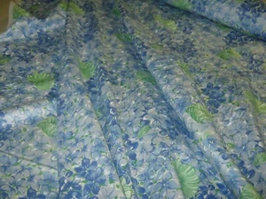 7 Yards Stoff 100% Baumwolle von Monique Martin 54" breit - Bild 1 von 7