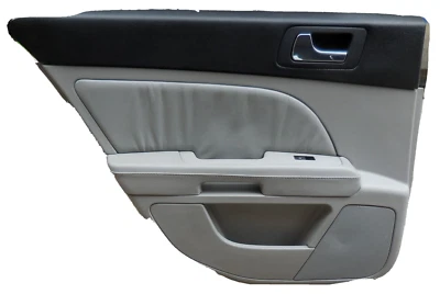 Panel de puerta trasero izquierdo lado del conductor gris Cadillac STS 2004-2009 10370326 OEM Foto 1 de 4