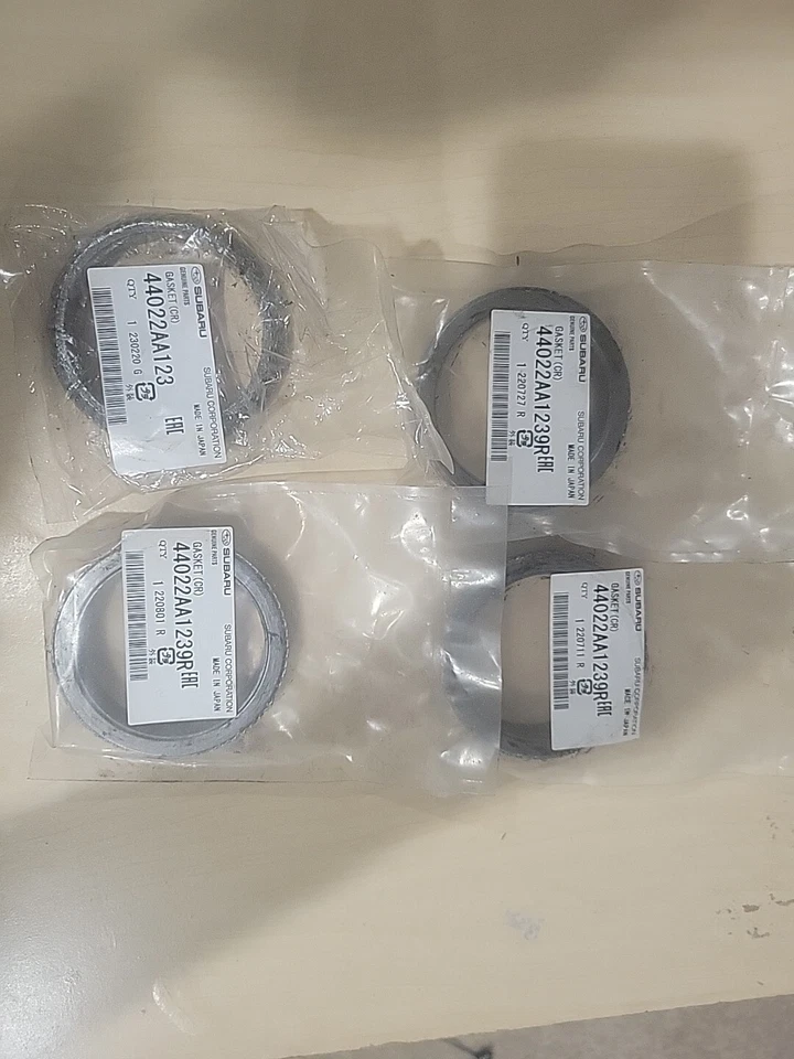 Junta de escape genuina OEM Subaru 44022AA123 cantidad de 4 Foto 1 de 1