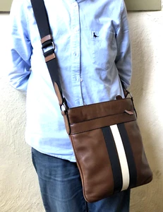 COACH - CROSS BODY BAG - LOVELY SOFT BROWN LEATHER - 100% AUTHENTIC - FREE POST - Picture 1 of 15
