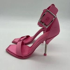 Alexander McQueen 110mm Pink Satin Finish Sandal Heel Euro size 35 $890 MSRP - Picture 1 of 13