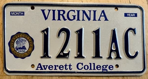 VIRGINIA AVERETT COLLEGE DANVILLE AUTO NUMMERNSCHILD " 1211 AC " VA - Bild 1 von 1