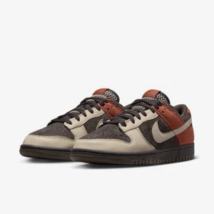 Men’s Size 11.5 Nike Dunk Low ‘Red Panda’ Velvet Brown Sanddrift Brun FV0395-200 - Picture 1 of 6
