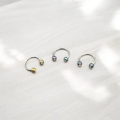 Set da 3 Piercing in Acciaio Chirurgico Bilanciere Circolare mm. 1,2x10 - Immagine 1 di 4