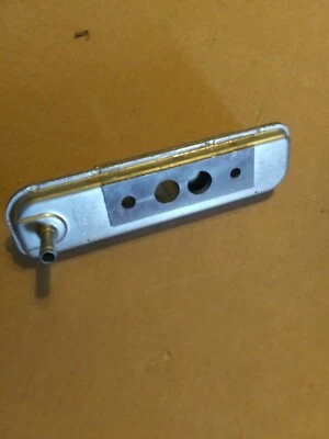 Conjunto de enfriador 81-82 Ford Broncoo EGR E1TZ-9F464-A F100-250 E100-250 5,0 L NOS Foto 1 de 4