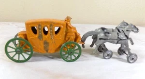 Vintage Cast Aluminum Stagecoach with 4 Horses - Picture 1 of 8