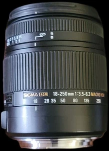 Sigma Objektiv 18–250 mm f/3,5–6,3 DC Macro OS HSM für Canon  - Bild 1 von 18