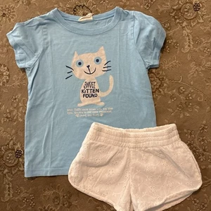Mini Biden Free Planet Cat T-shirt 3-4y White Eyelet Shorts 4 - Picture 1 of 9