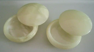 Weiße Alabaster drehbare Schmuckgläser - 2 Stück - Schmuck/Schlüssel - von Ducceschi Italien - Bild 1 von 9