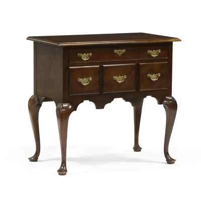 Baker Mahogany Vanity or Lowboy in the Queen Anne Williamsburg Style - Image 1 of 4